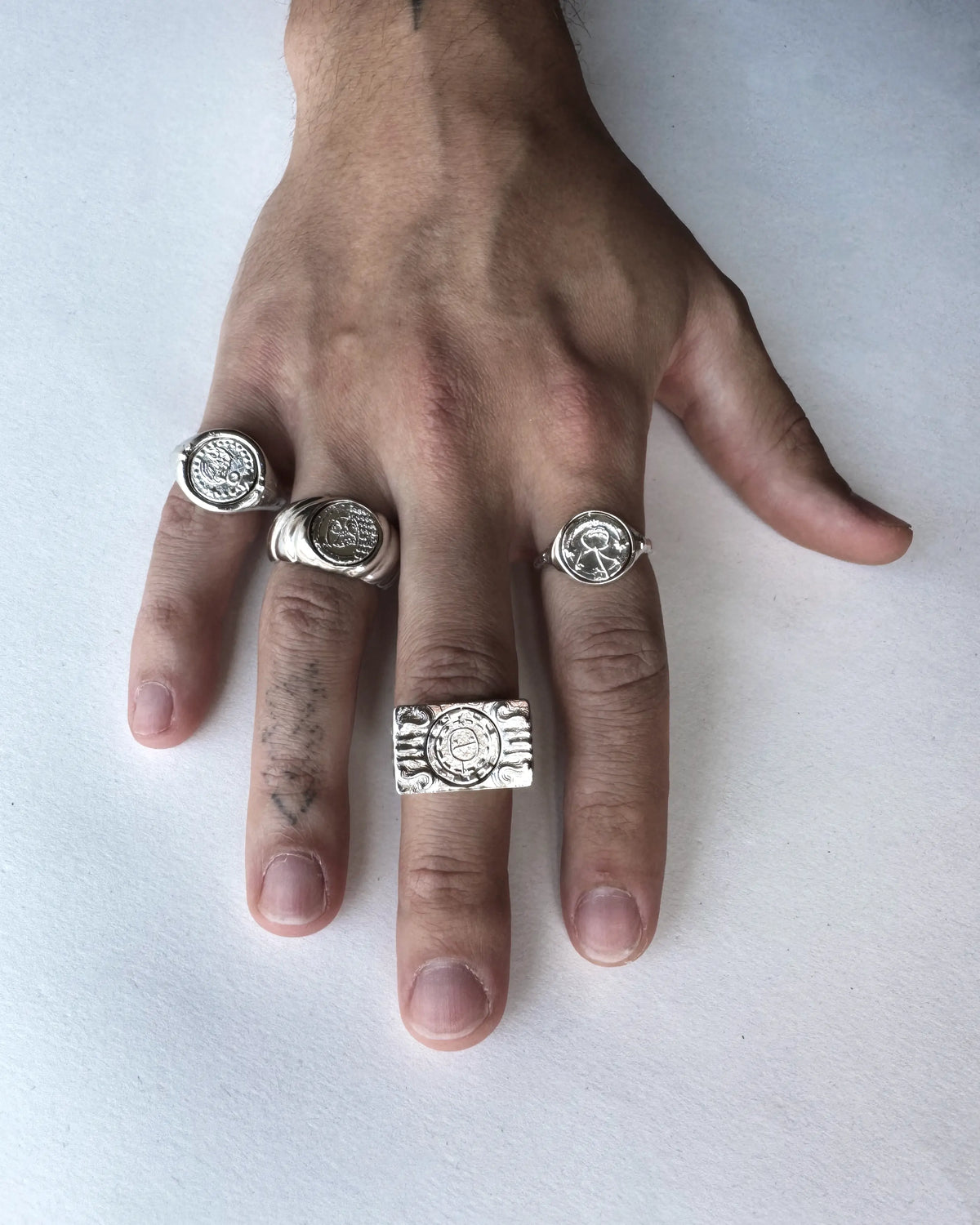 LOL ring