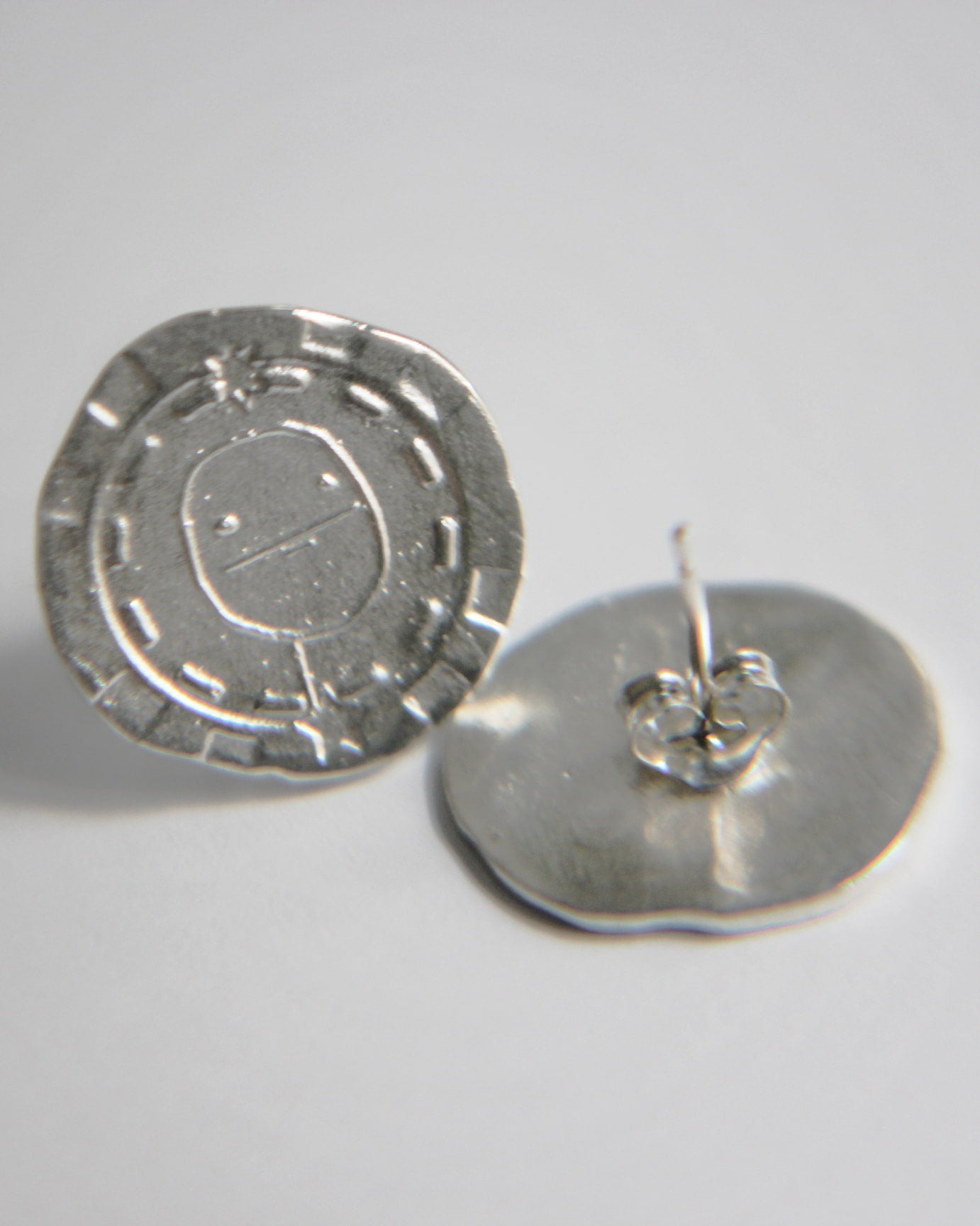 Poker Face Earrings v1