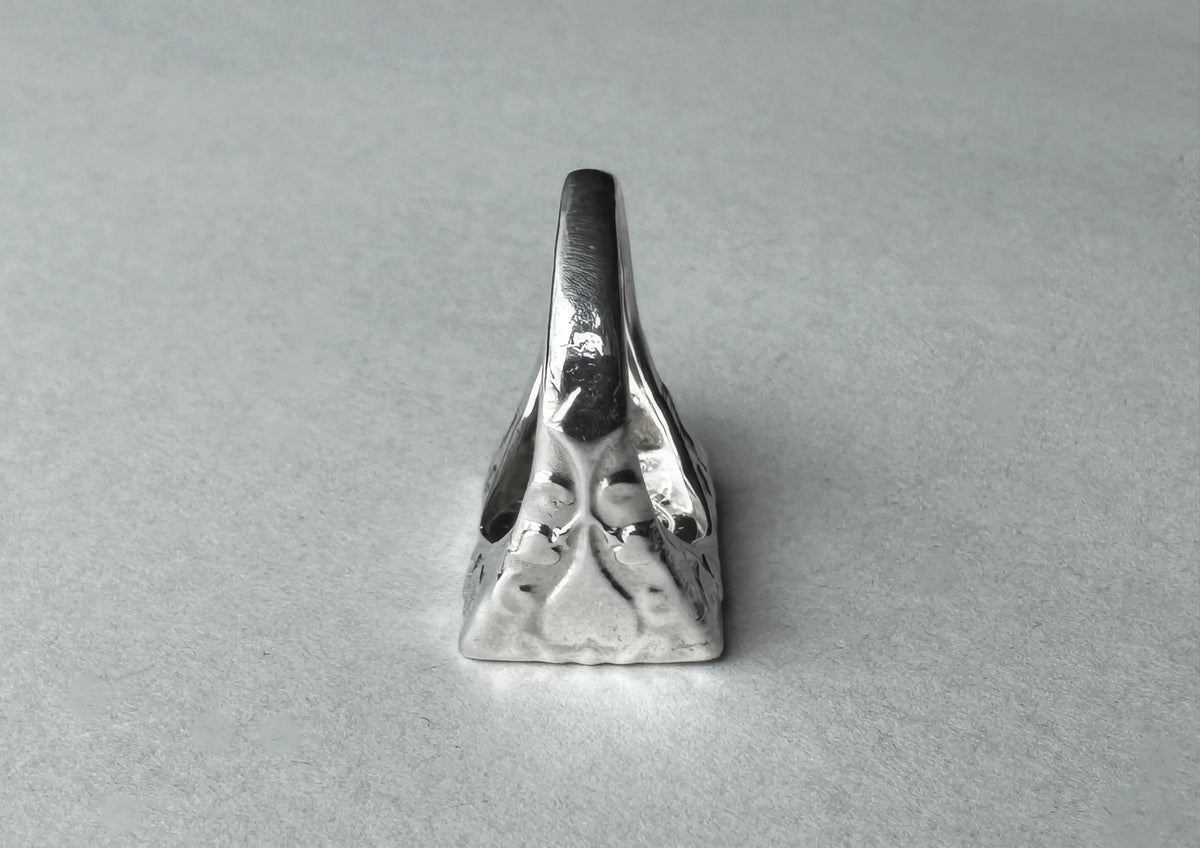 Poker Face ring